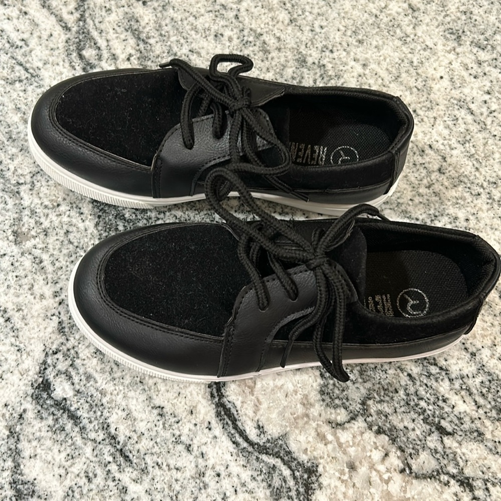 Like New Boys Shoes Size 1